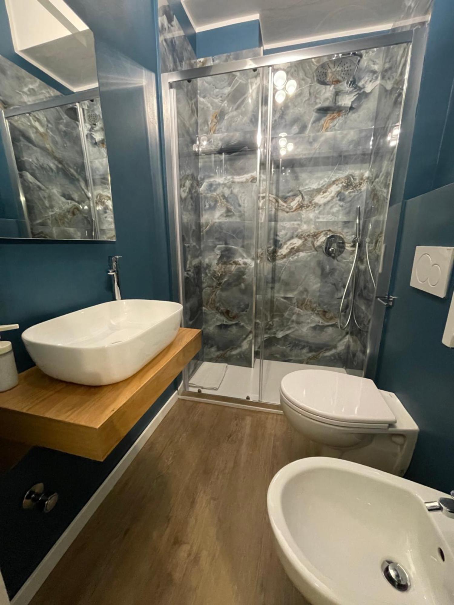 Isvi Bari Comfort Rooms Exterior photo